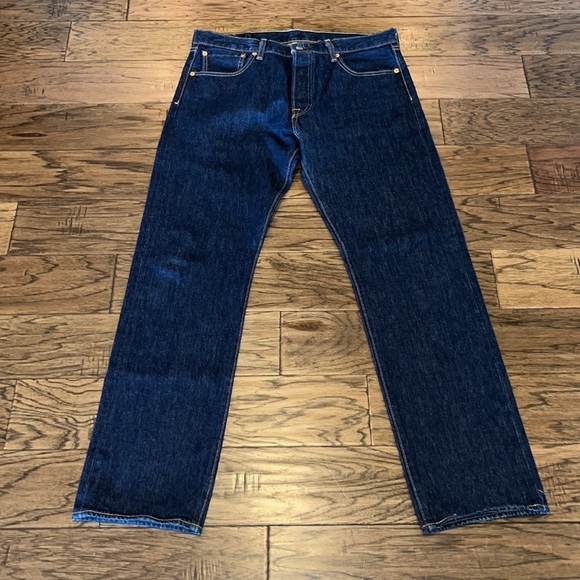 Levi's 501 Mens Jeans Original Fit Size 34 x 32 - Picture 1 of 16
